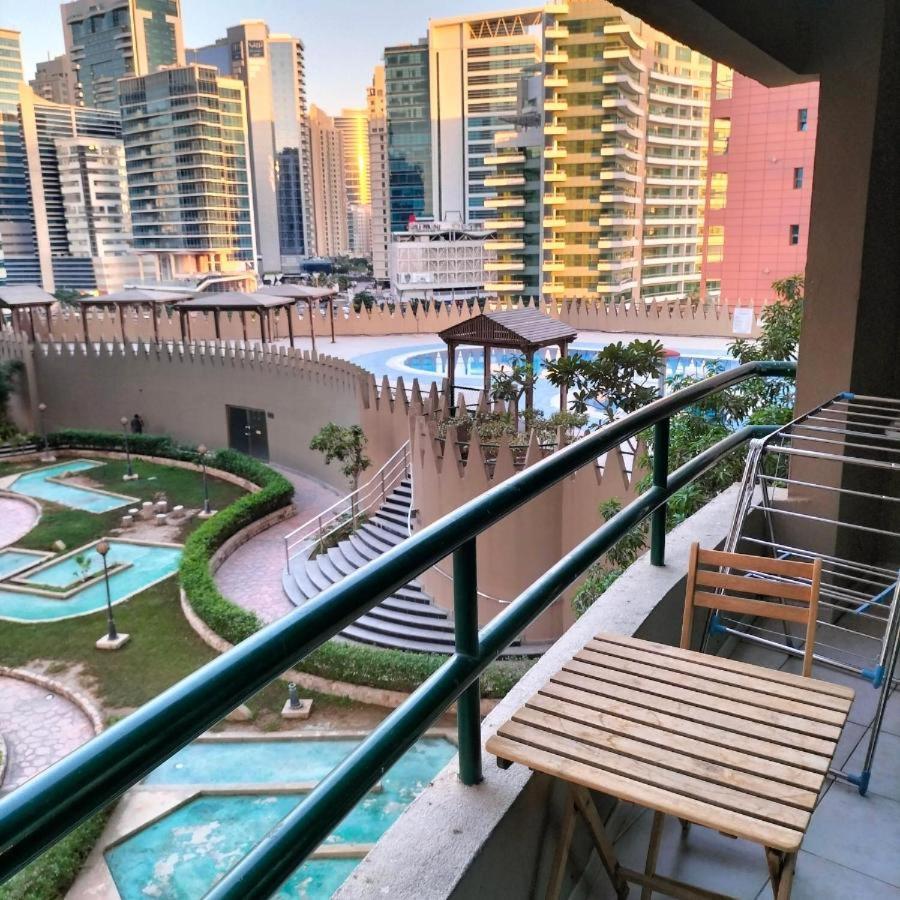 Horizon View Partition Room In Barsha Heights Near Metro Dubai Eksteriør bilde